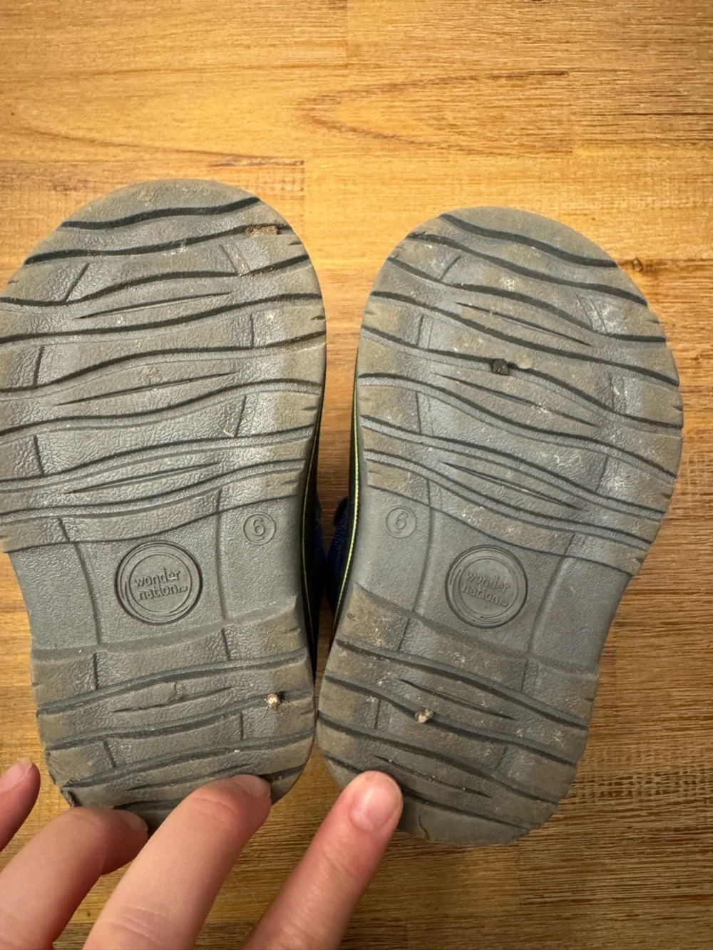 wonder nation Insulated Snow Boots size 6